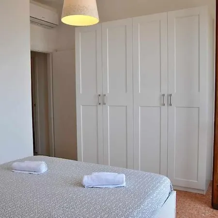 Grand Soleil A Con Terrazza Vista Mare Apartment *